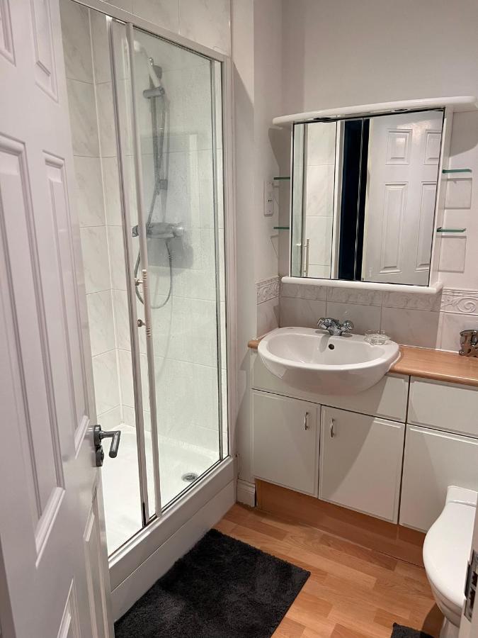 הארלו Stylish Luxe Apartment מראה חיצוני תמונה